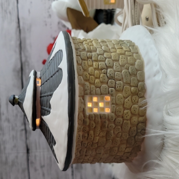 CHRISTMAS KURT S ADLER PORCELAIN LIGHTED PIG BARN - Picture 7 of 16